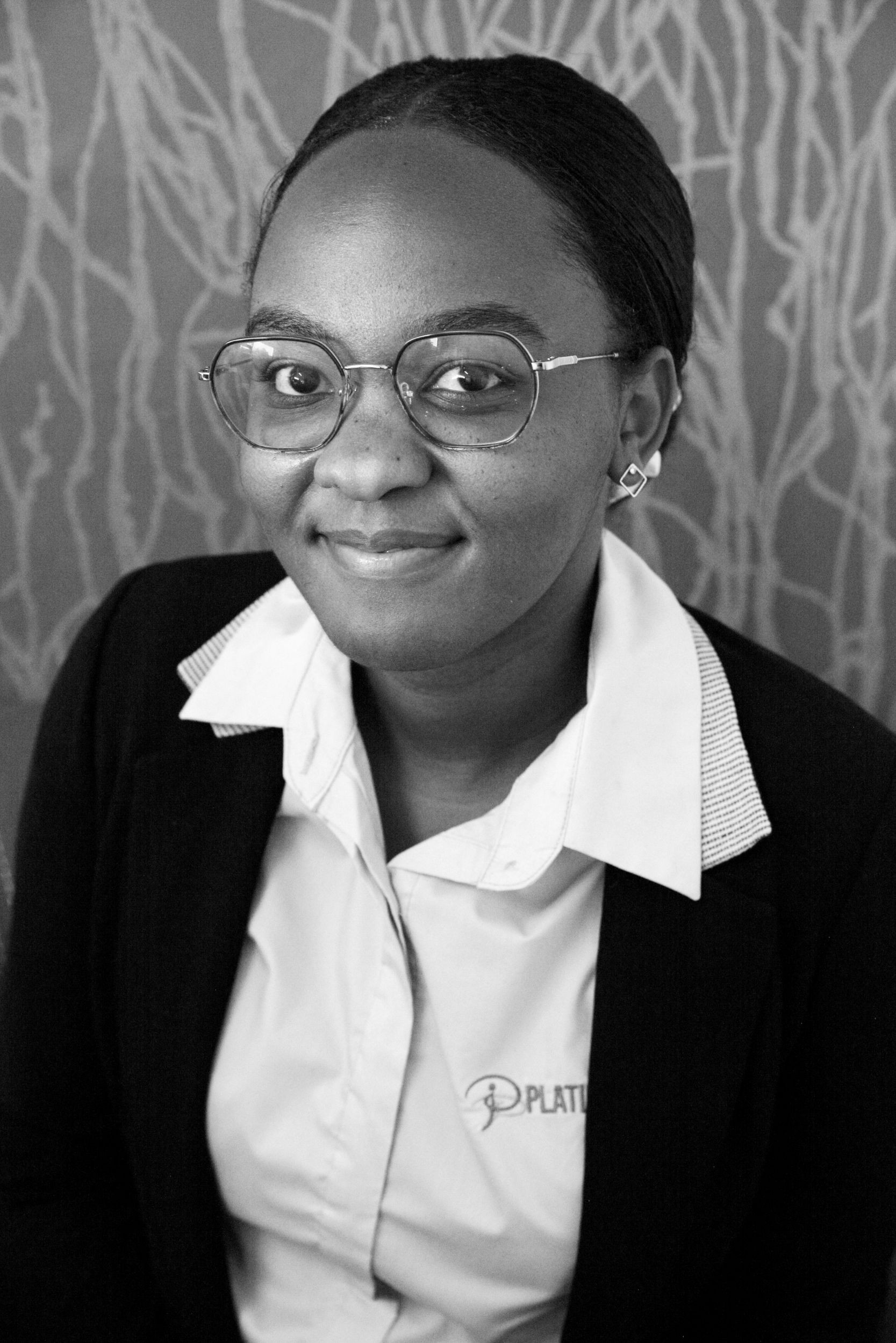 Ester Shapaka